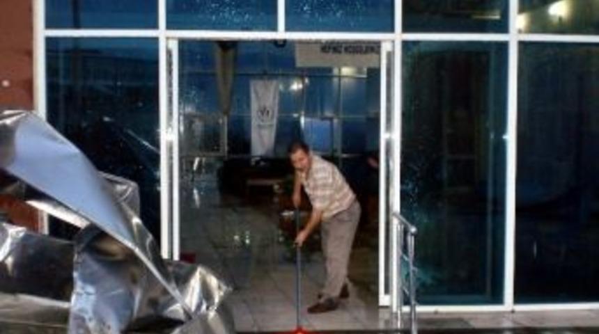 Bartın'da Fırtınanın Yaraları Sarılıyor