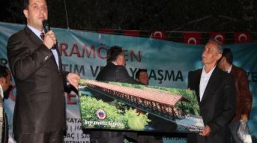 Kaymakam&rsquo;a İlgin&ccedil; &ldquo;d&uuml;ğ&uuml;n&rdquo; Teklifi