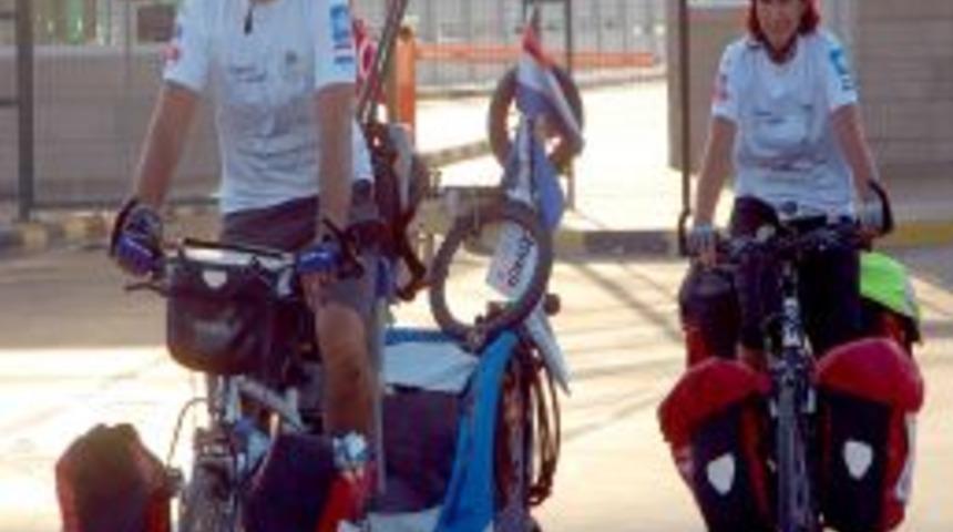 Seyyah Aile T&uuml;rkiye&rsquo;ye Giriş Yaptı