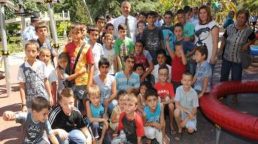 &Ccedil;ocuklardan Başkan Erg&uuml;n'e Teşekk&uuml;r