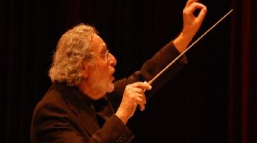 Apollon Tapınağı&rsquo;nda Film M&uuml;ziklerine Yolculuk