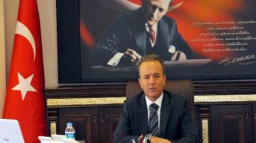 Tunceli Valisi G&uuml;ner G&ouml;revine Başladı