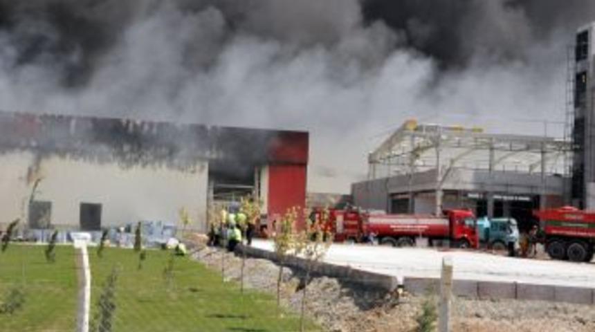 Konya Şeker'in Et Ve S&uuml;t &Uuml;retim Tesisinde B&uuml;y&uuml;k Yangın