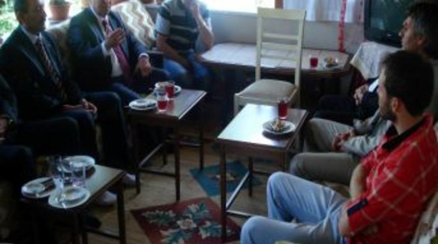 MHP'li Kutluata, Yaralı Uzman &Ccedil;avuşu Ziyaret Etti