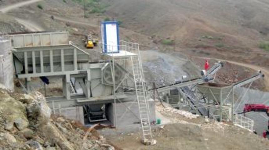 Sivas İl &Ouml;zel İdaresi Ruhsatsız Iş Yerlerine 159 Bin TL Ceza Kesti