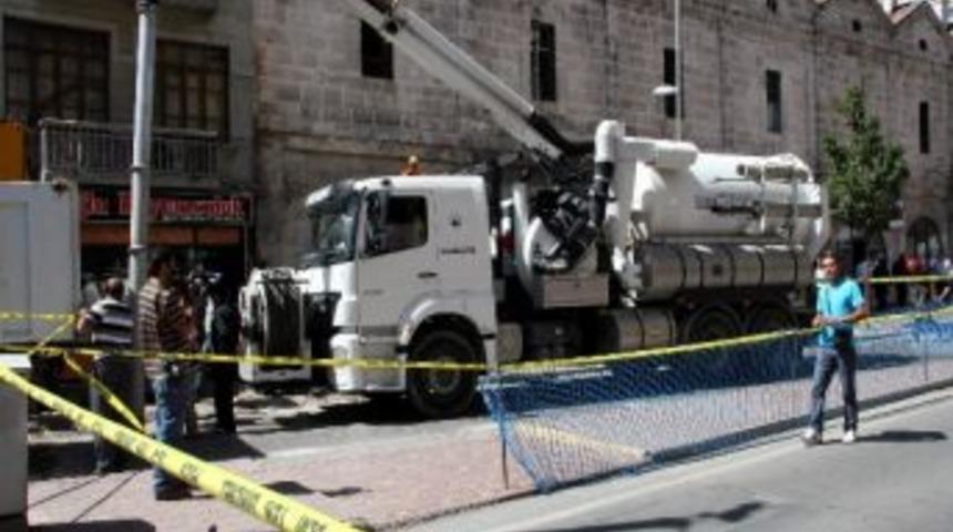 Akıl Almaz Soygunda Polis Delil Arıyor