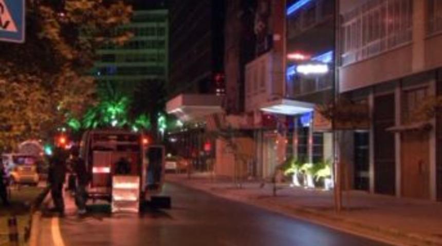 F&uuml;nye Ile Patlatılan Kutudan Broş&uuml;r &Ccedil;ıktı