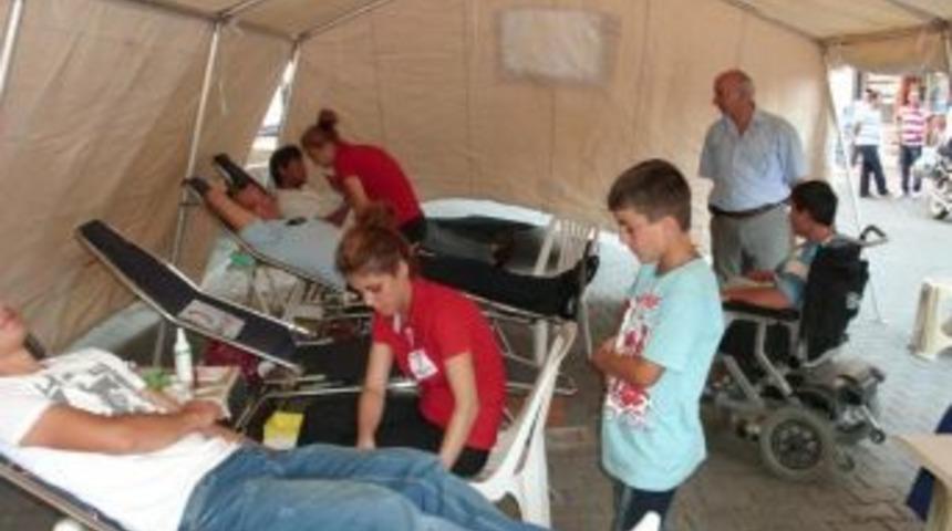 Alaplı'dan 70 &uuml;nite kan bağışı