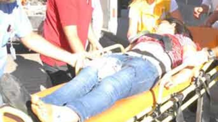 Eski eşi tarafından sokak ortasında &ouml;ld&uuml;r&uuml;ld&uuml;