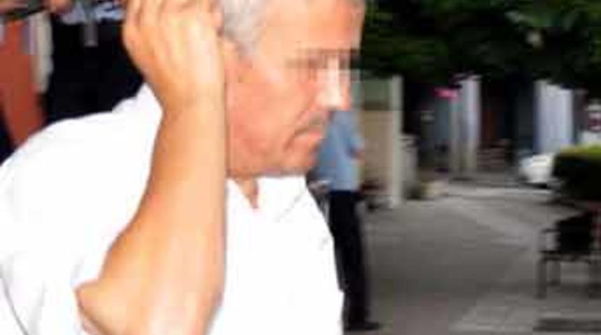 Etek altı sapığı markette yakalandı