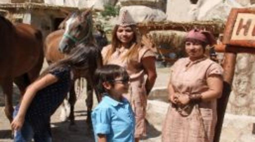 K&uuml;&ccedil;&uuml;k Osman T&uuml;rkiye'nin Harry Potter'ı Olacak