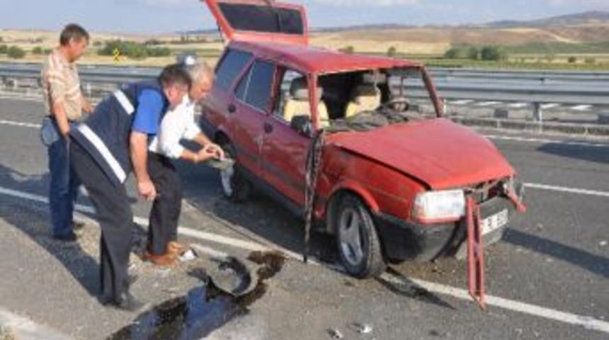 Kırıkkale&rsquo;de İki Ayrı Trafik Kazası: 14 Yaralı