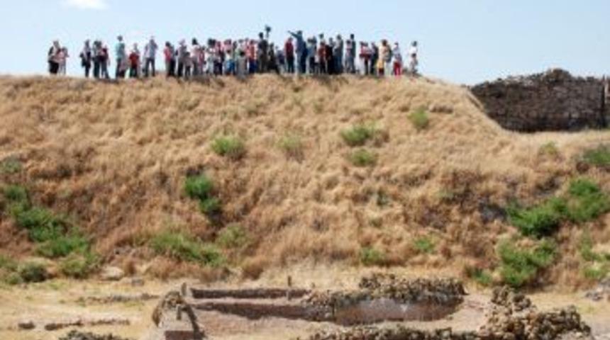 Kayseri&rsquo;de 6 Bin Yıl &Ouml;ncesine Yolculuk Turları Başladı