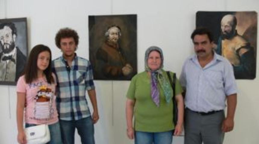 S&ouml;keli Gen&ccedil; Ressam G&uuml;rsel Kurnaz&rsquo;dan Sergi