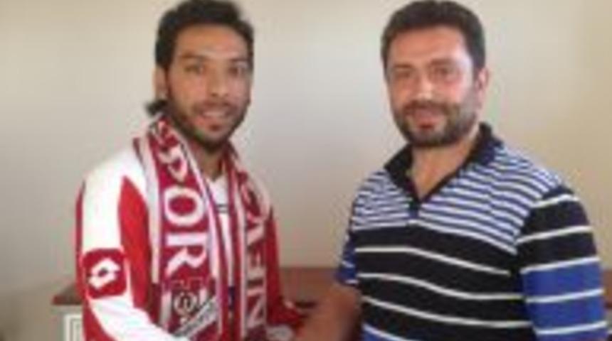 Kırşehir&rsquo;in Pele&rsquo;si Nevşehirspor&rsquo;da