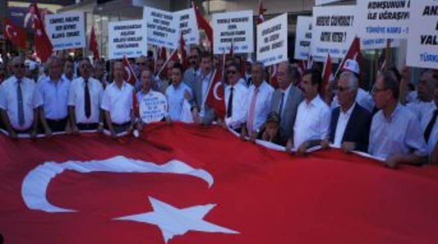 Kamu-Sen Başkanı Koncuk: Bin Yıllık Kardeşliğimize G&ouml;lge D&uuml;şmemeli