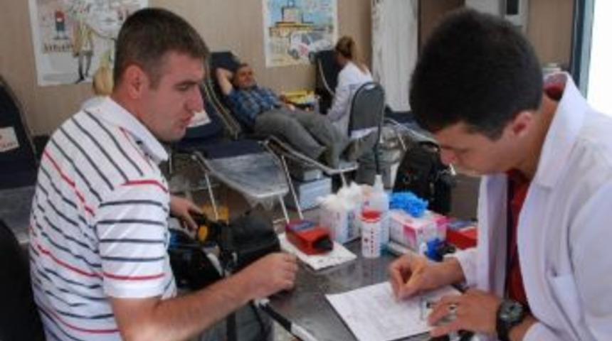 Kızılay, Kan Bağışı İ&ccedil;in Yollarda