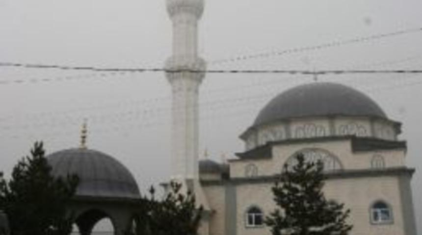Yaylada Bin Kişilik Cami
