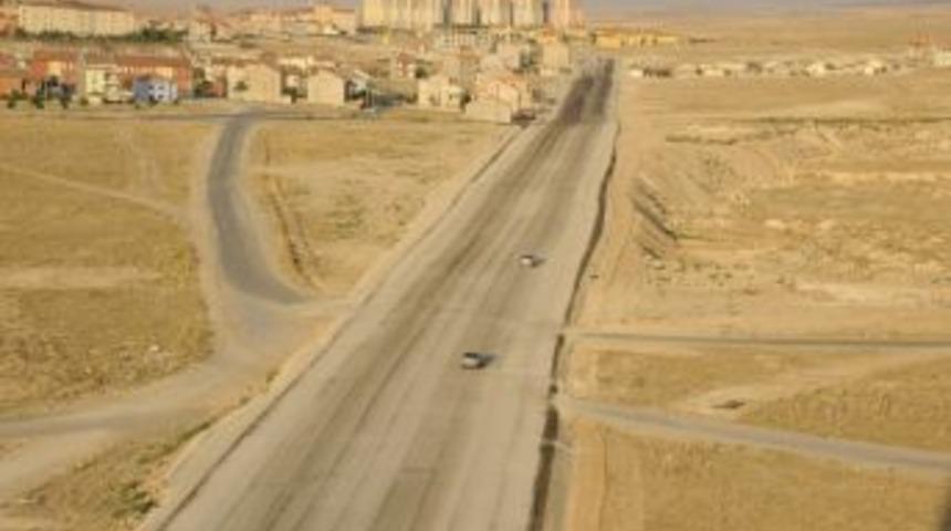 Karaman Belediyesi Asfalt &Ccedil;alışmalarını Tamamlıyor