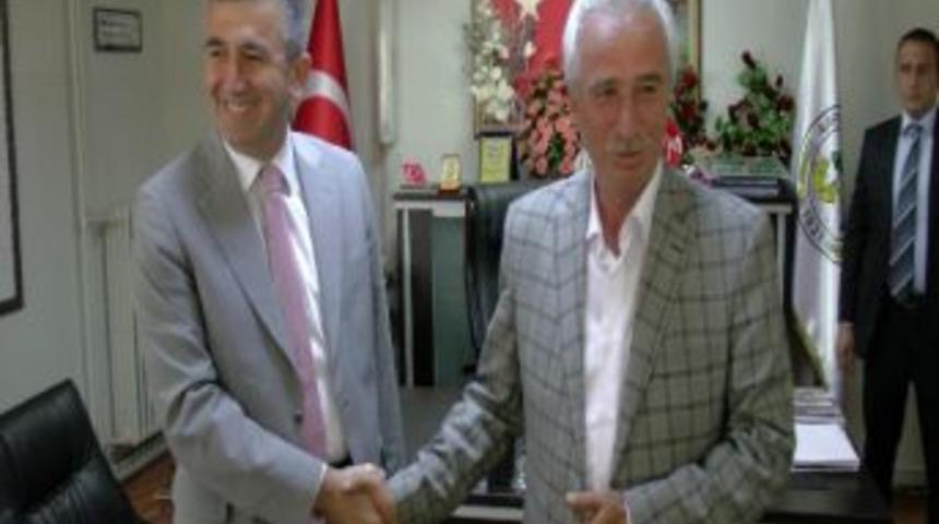 Kars Arpa&ccedil;ay Kardeş İl&ccedil;esinden 15 Kişilik Heyet Ak&ccedil;akoca'ya Geliyor