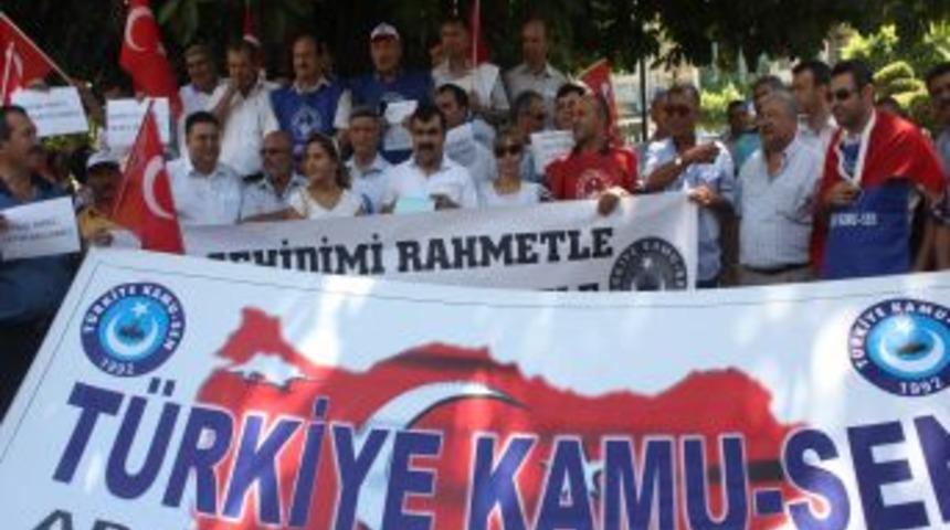 T&uuml;rkiye Kamu&ndash;Sen &Uuml;yeleri Ter&ouml;r&uuml; Lanetledi