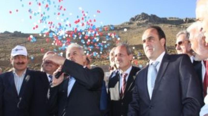 Bayburt - Araklı Salmankaş T&uuml;neli&rsquo;nin Temeli Atıldı