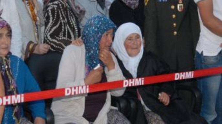 Şehit Astsubay &Ccedil;etin&rsquo;in Cenazesi &Ccedil;anakkale&rsquo;ye Getirildi