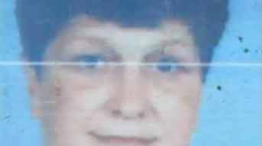 &Ouml;z&uuml;rl&uuml; kadını pe&ccedil;eteyle &ouml;ld&uuml;rd&uuml;