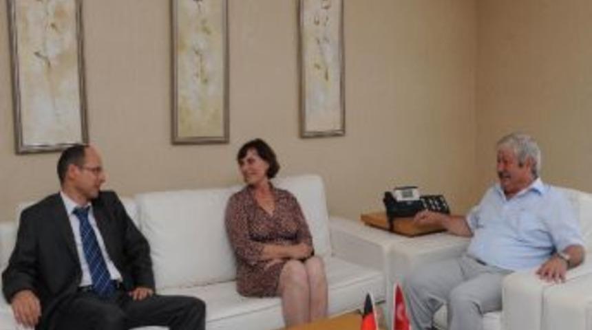 Alman Konsolostan Akaydın&rsquo;a Veda Ziyareti