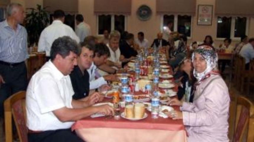 &Ccedil;an Kaymakamı G&ouml;zen'e Veda Yemeği