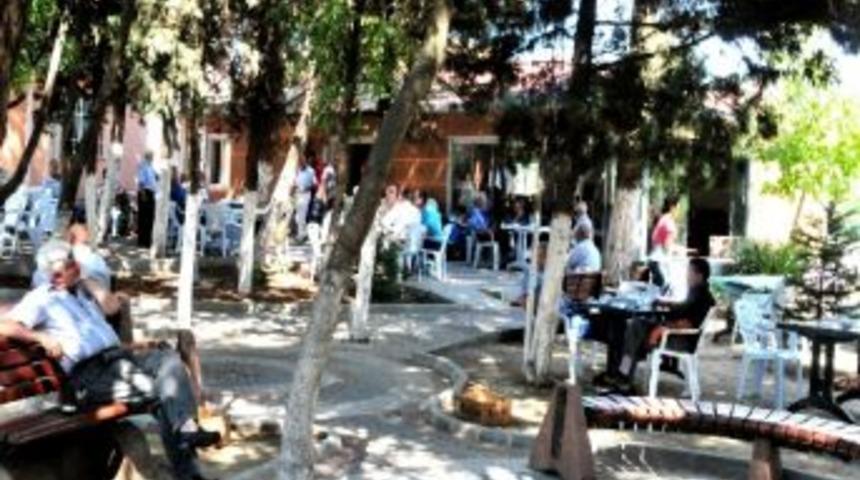Beylikd&uuml;z&uuml; Belediyesi&rsquo;nin Kurduğu Emekli Lokaline B&uuml;y&uuml;k İlgi
