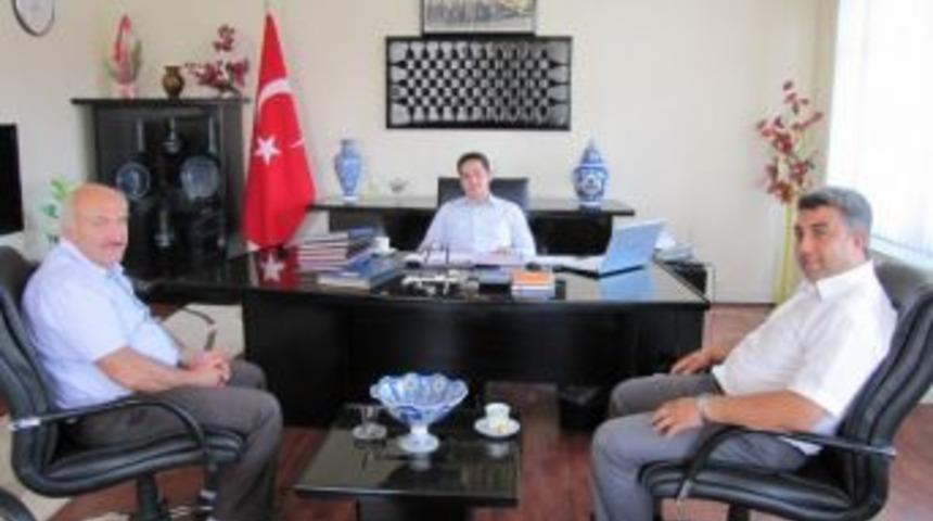 Hisarcık Ak Parti İl&ccedil;e Başkanından Kaymakam Osmanoğlu'na 'hayırlı Olsun' Ziyareti