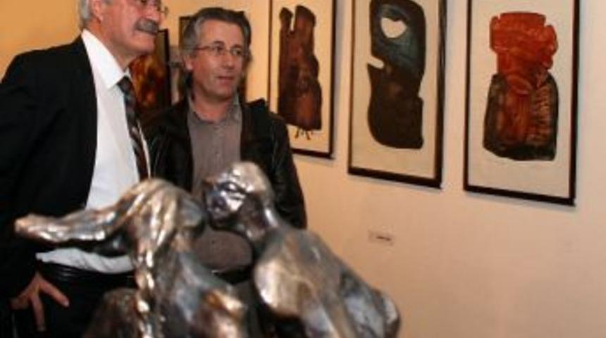 Sakarya Caddesi 30 Ressama Evsahipliği Yapacak