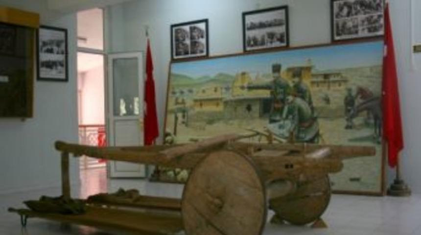 Dumlupınar M&uuml;zesi Tarihi Yansıtıyor