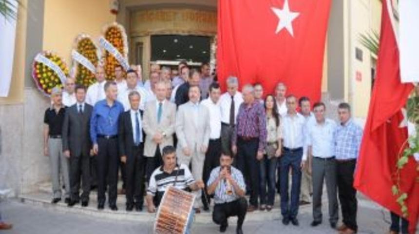 Manisa'da Kuru &Uuml;z&uuml;m Sezonu A&ccedil;ıldı