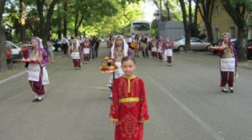Beylikd&uuml;z&uuml; Belediyesi Halk Oyunları Ekibi Macaristan&rsquo;da