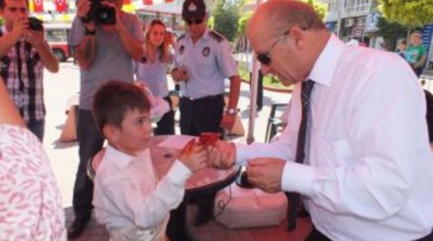 Toplu S&uuml;nnet T&ouml;reninde 41 &Ccedil;ocuk S&uuml;nnet Oldu