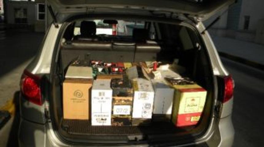 Kapıkule Sınır Kapısında Yapılan Kontrollerde Milyonlarca Liralık Kaçak Eşya Elegeçirildi