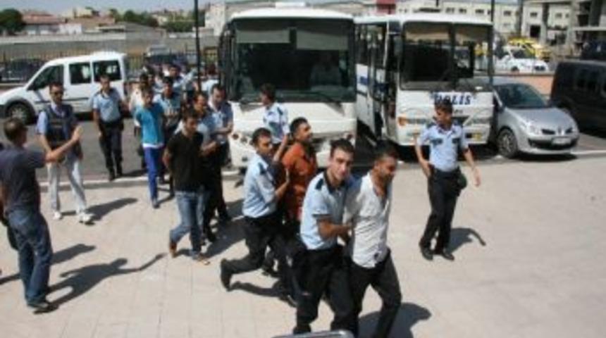 Polisi D&ouml;vmenin Cezası Yok