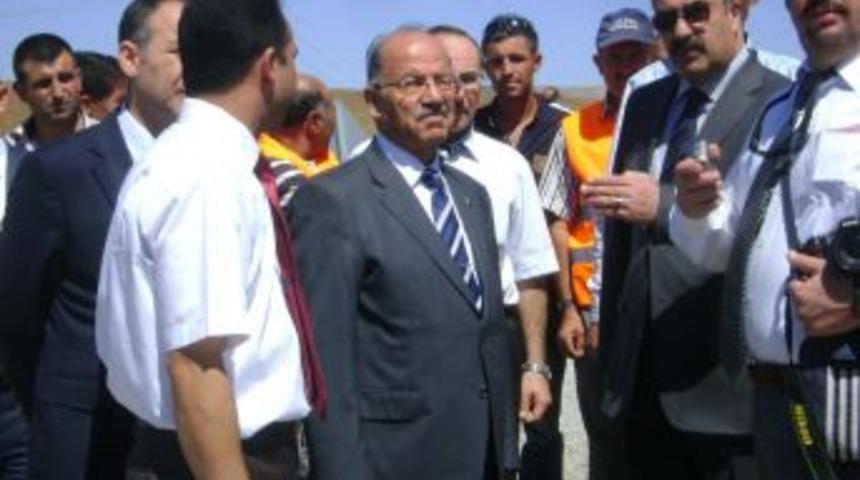 Vali Kolat: KÖYDES Çalışmaları Yaşam Şartlarını Iyileştirmek Için Yapılıyor