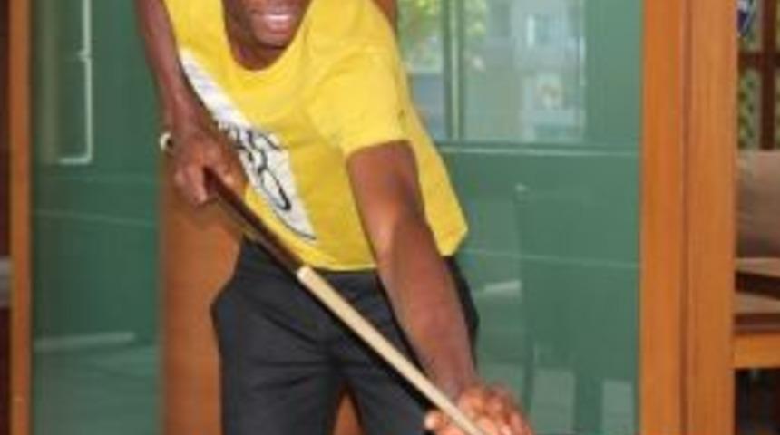 Uche Gaziantep B&uuml;y&uuml;kşehir Belediyespor Ma&ccedil;ında Sahada Olacak