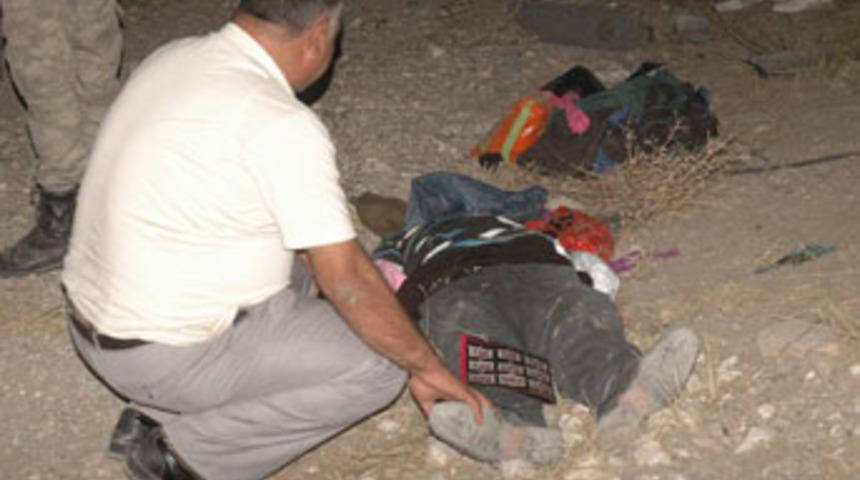 Van'da trafik faciası: 5 &ouml;l&uuml;, 1 yaralı