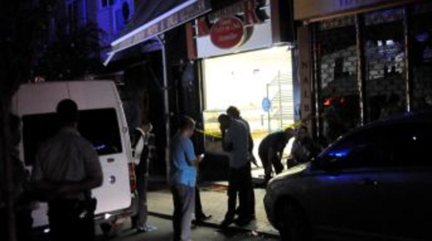 Arkadaşını Baltayla &Ouml;ld&uuml;rd&uuml;