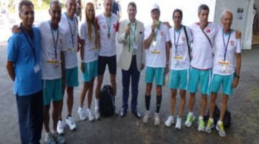 İzmir Atletizm Şampiyonasına Ev Sahipliği Yapacak