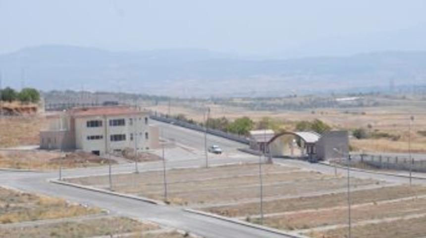 Balıkesir'de Yeni Mezarlık Alanına Ilk Defin Işlemi Yapıldı