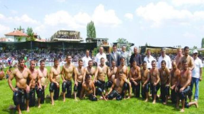 Korkuteli Altın Kiraz Yağlı Pehlivan G&uuml;reşleri, 26 Ağustos'ta Yapılacak