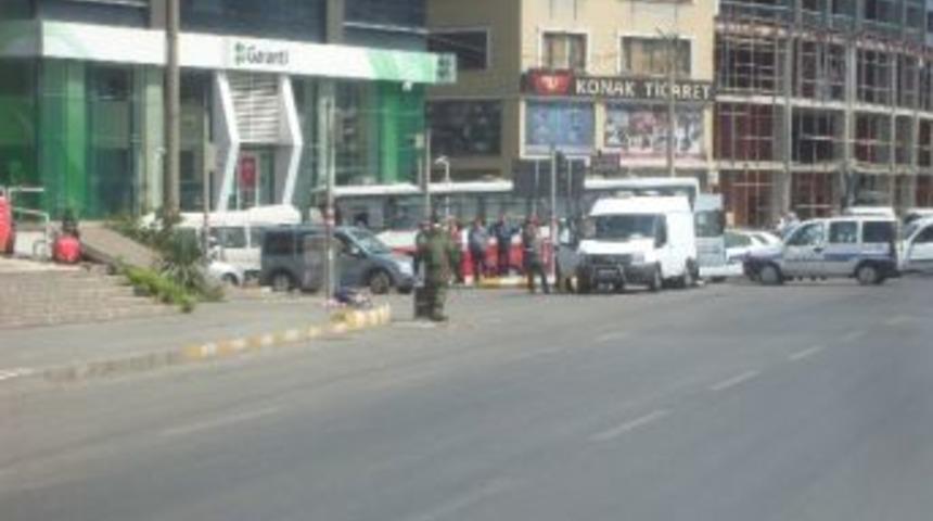 Trabzon'da Ş&uuml;pheli &Ccedil;anta Polisi Harekete Ge&ccedil;irdi