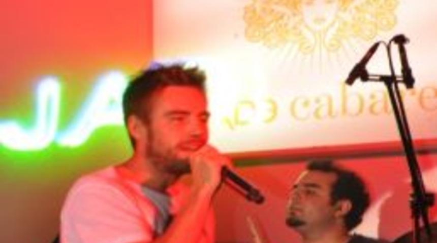 Murat Dalkılı&ccedil; Memleketi Kuşadası'nda Hayranlarıyla Hasret Giderdi