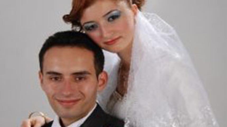 Damat, d&uuml;ğ&uuml;n gecesi kalbine yenik d&uuml;şt&uuml;