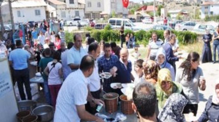 Suşehri Karşıyaka Mahallesi&rsquo;nde Pilav G&uuml;n&uuml; D&uuml;zenlendi